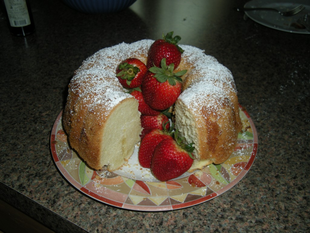 Pound Cake with Strawberries